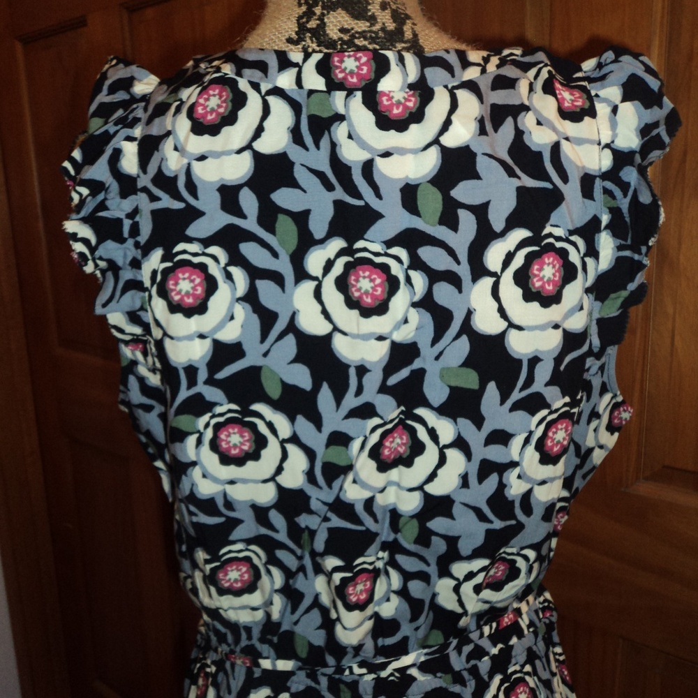 Dress - Picture 4 of 5